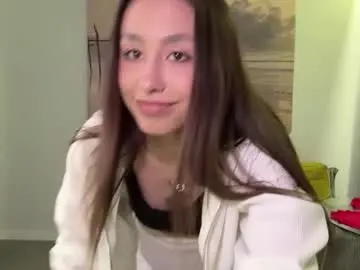 Adelaidethilges  live sex cam