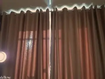 Adellene  live sex cam