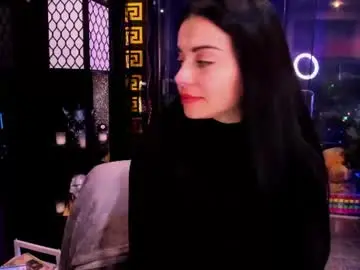 Alma_pearl  live sex cam