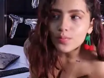 Amyscott__  live sex cam