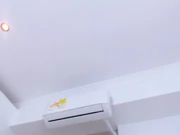 Biancadollx_  live sex cam