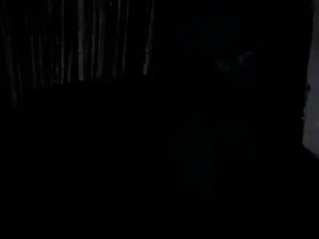 Chocolate_pussie69  live sex cam