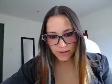 Dakota01_  live sex cam