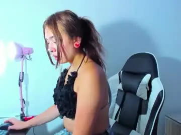 Ely_rosse  live sex cam