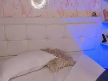 Isis__doll  live sex cam