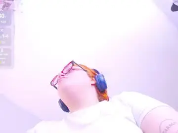 Lucie_nicolls  live sex cam