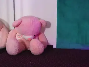 Lucylexton  live sex cam