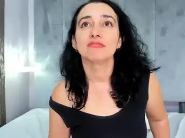 Lucymendezz_  live sex cam