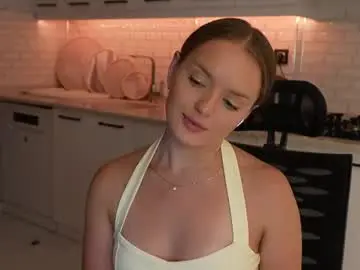Lunaaaura  live sex cam