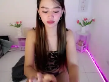 Lyka1215  live sex cam