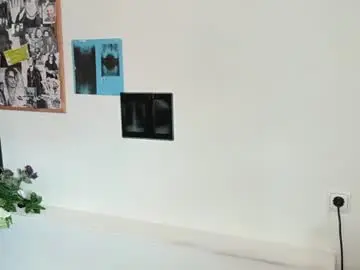 Puddlesnug  live sex cam