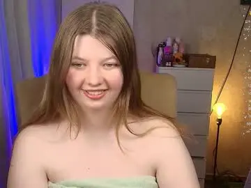 Salut_love  live sex cam