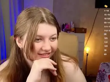 Salut_love  live sex cam