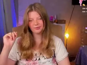 Salut_love  live sex cam