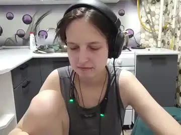 Sharleenyodis  live sex cam