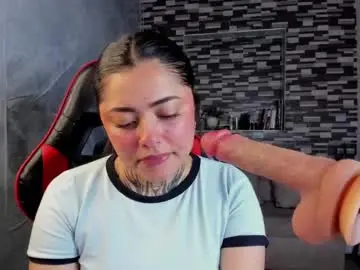 Sophiaa_cherry  live sex cam