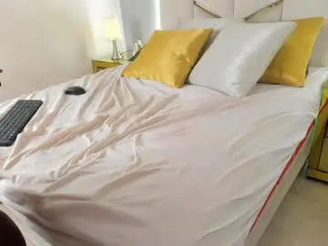 Sweettbrown_  live sex cam
