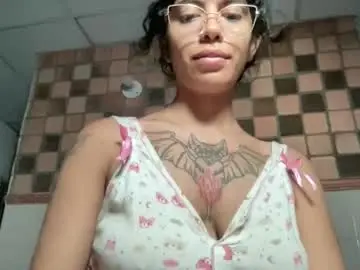 Antoniabloom  live sex cam