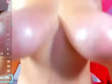 Carolinecastle  live sex cam