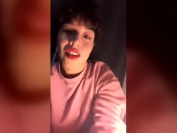 Cosmic_energic  live sex cam