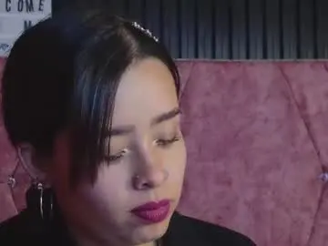 Katiie_m  live sex cam