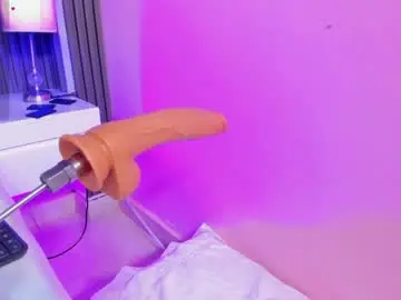 Lia_sucker  live sex cam