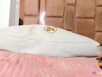 Lilian_starfire  live sex cam