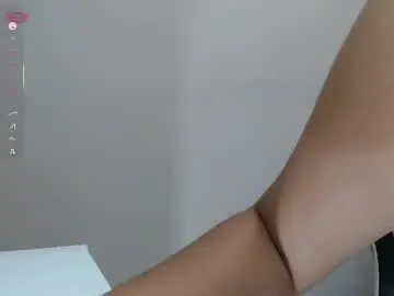 Lindsay_sweet24  live sex cam