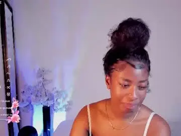 Zoeadams4  live sex cam