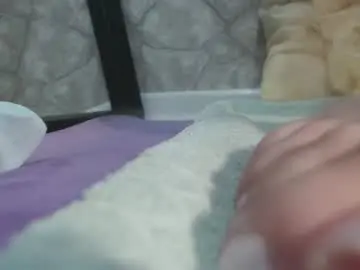 Alidaalida2  live sex cam