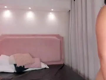 Brianaastone  live sex cam