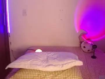 Crystalitesq  live sex cam