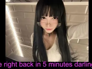 Fawnblink  live sex cam