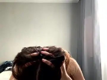 Hannabuziak  live sex cam