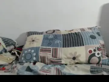 Hornyxbum  live sex cam