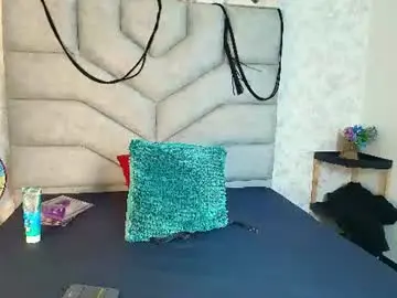 Kimberlyfox_t  live sex cam