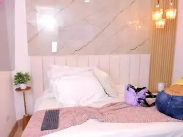 Lindseyconnors  live sex cam
