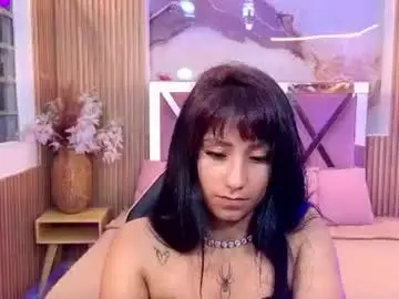 Miafox_tay  live sex cam