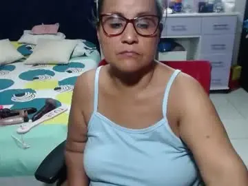 Pervert_mommy_x  live sex cam