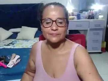 Pervert_mommy_x  live sex cam