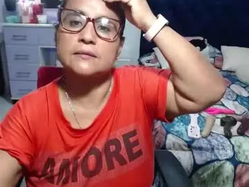 Pervert_mommy_x  live sex cam