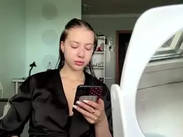 Scarletwacaster  live sex cam
