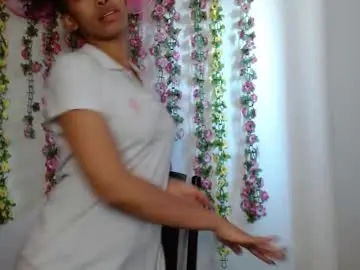 Shenna_brunette_  live sex cam