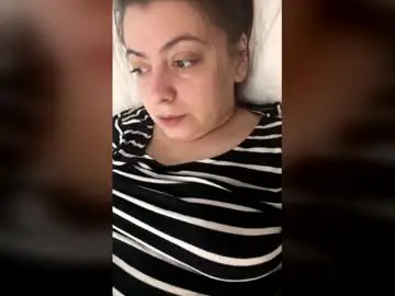 Therosesareblue  live sex cam