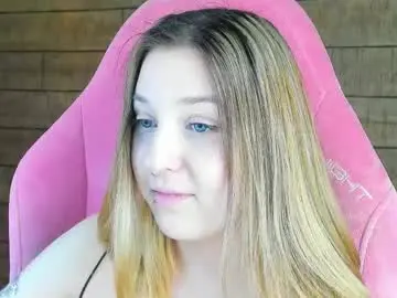 Tinaburton  live sex cam