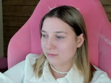 Tinaburton  live sex cam