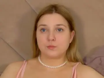 Tinaburton  live sex cam