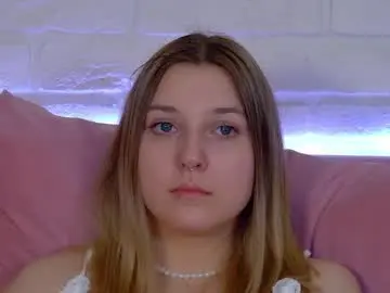 Tinaburton  live sex cam