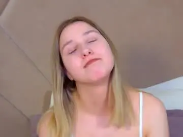 Tinaburton  live sex cam