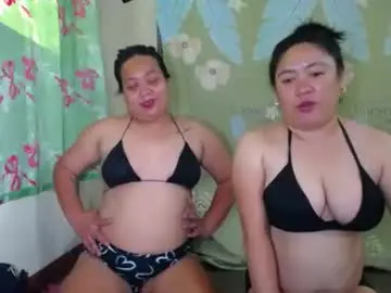 Wildandfreepussy  live sex cam